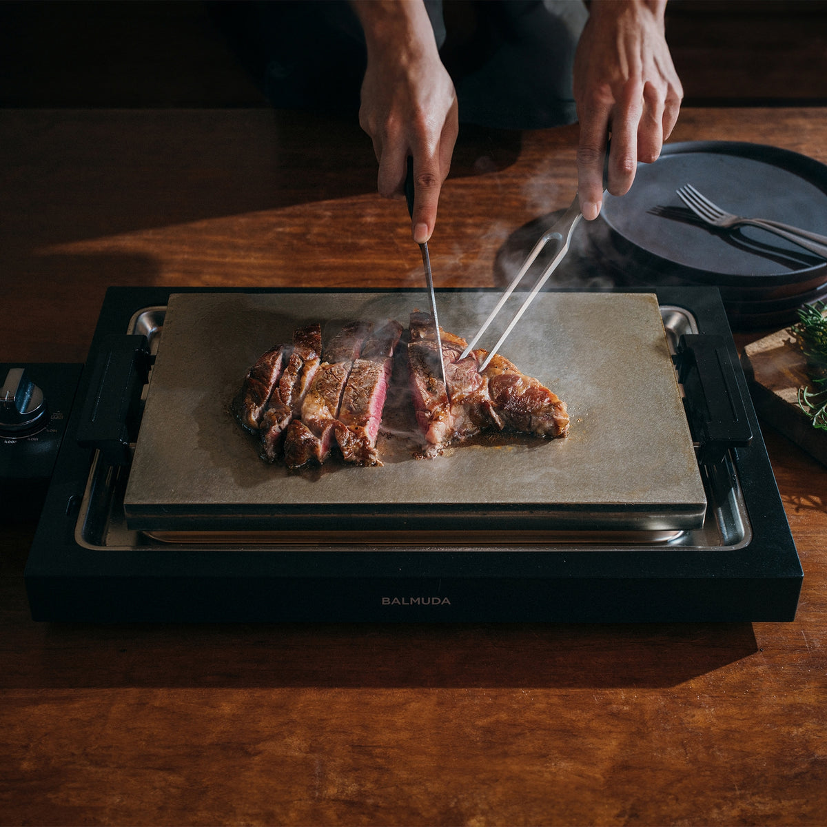 BALMUDA The Teppanyaki | 6.6mm Cladding Plate Hot Plate with Precise Temperature Control