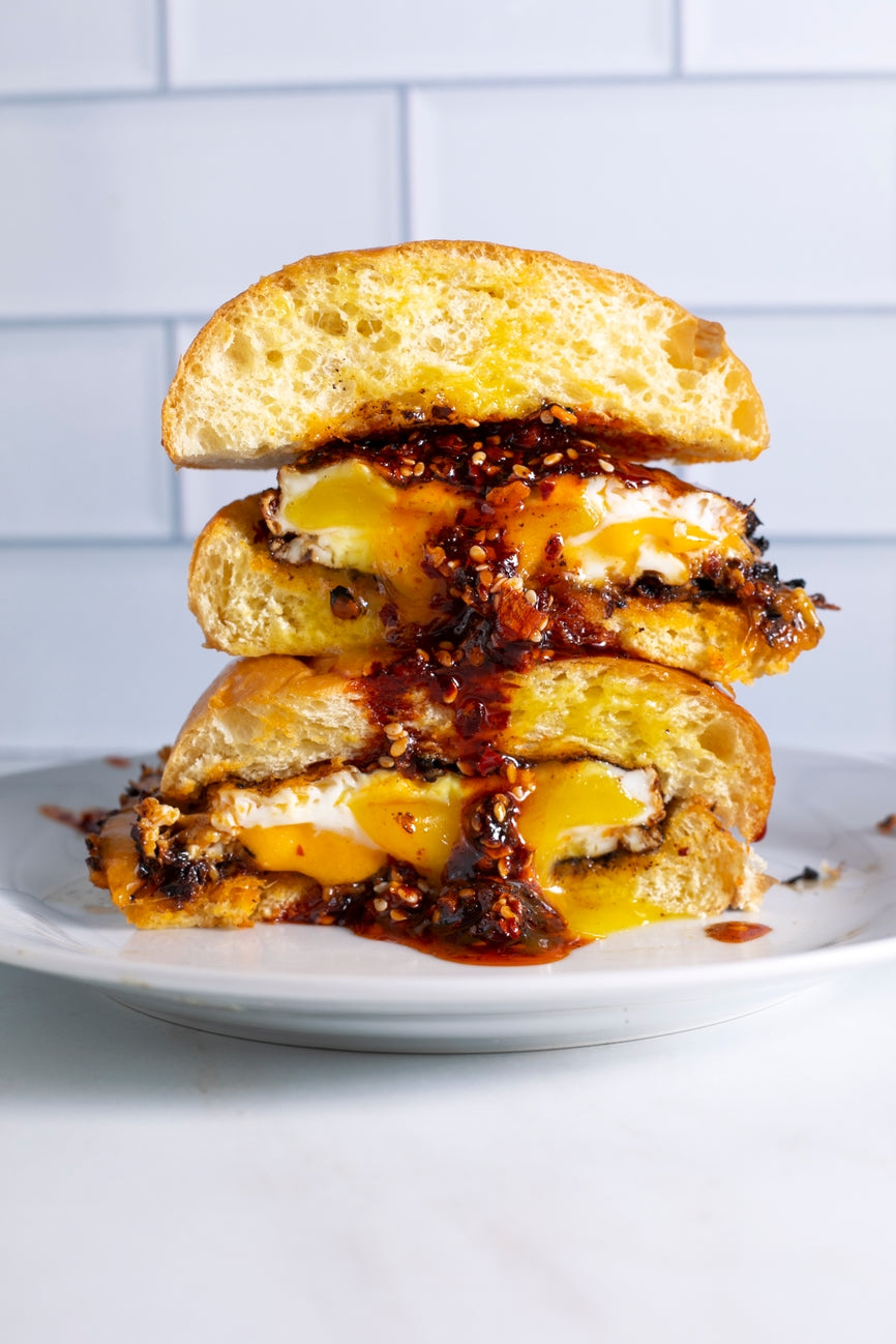 Momofuku – Original Chili Crunch – 5.5 oz (155 g)